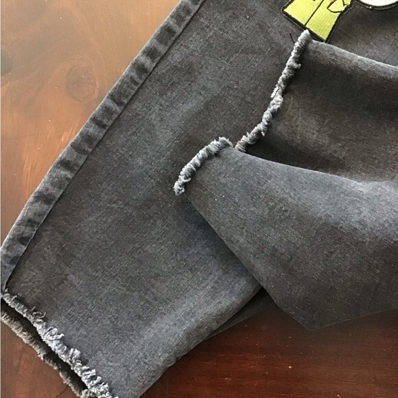 Vigoss Ace High-rise Bermuda Shorts w/Star Wars Patches 27 - Picture 5 of 8